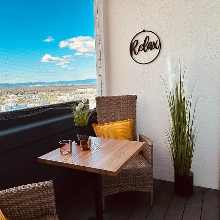Fewo Sky21 * Langen Exklusives Appartment Vollausstattung / Zentrale Lage *Neu* Extérieur photo
