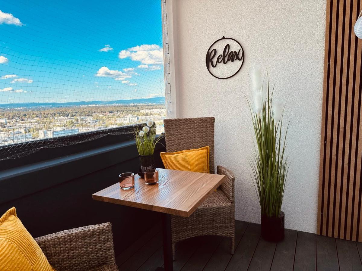 Fewo Sky21 * Langen Exklusives Appartment Vollausstattung / Zentrale Lage *Neu* Extérieur photo